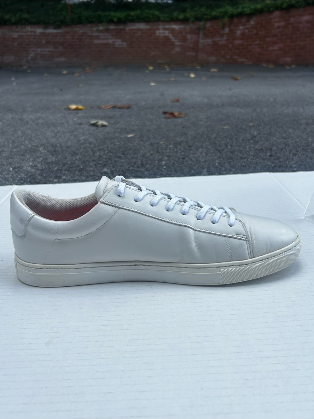 Oliver Cabell White Leather Low-Top Sneakers for Men - Picture 3 of 8